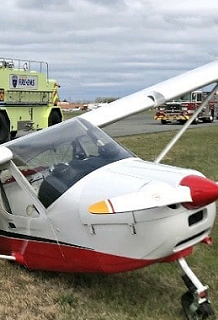 Tecnam P92 Eaglet aircraft with broken landing gear made a safe landing at the Hanover County Airport.